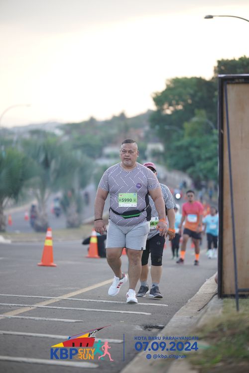 Race photo from KBP City Run 2024