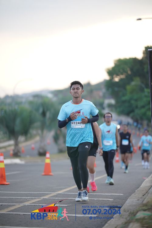 Race photo from KBP City Run 2024