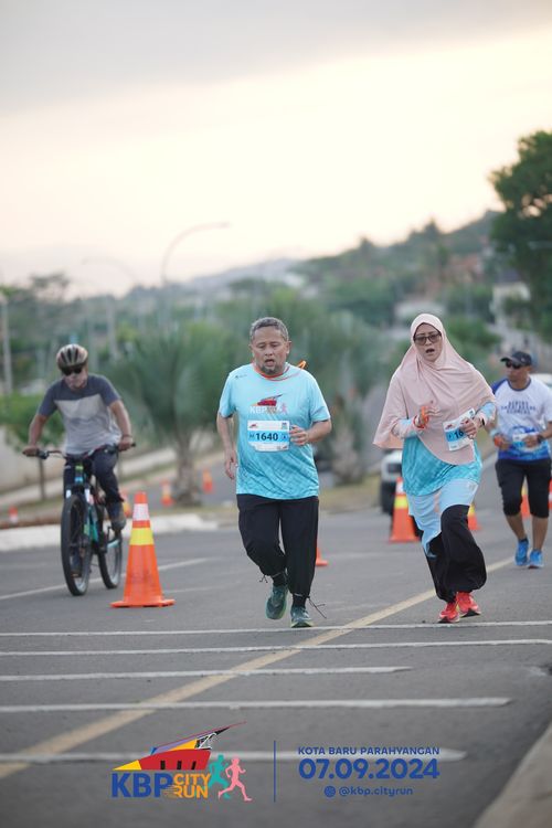 Race photo from KBP City Run 2024