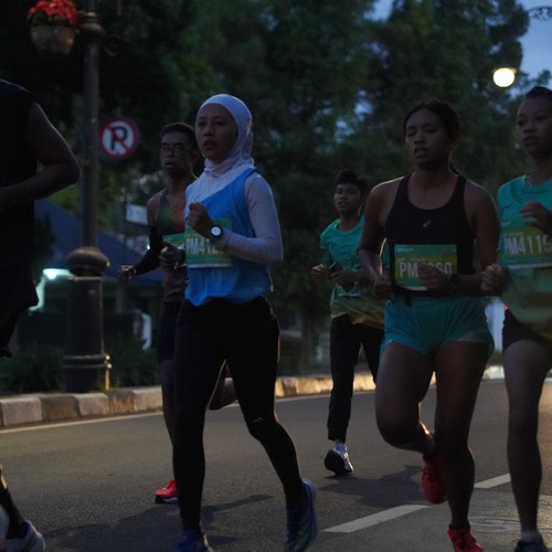 Race photo from BAUR RUN 2025