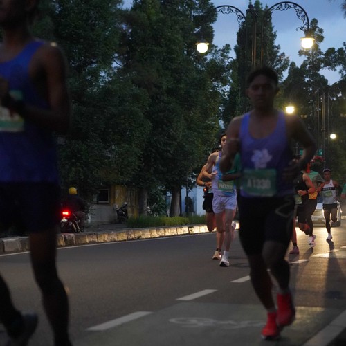 Race photo from BAUR RUN 2025