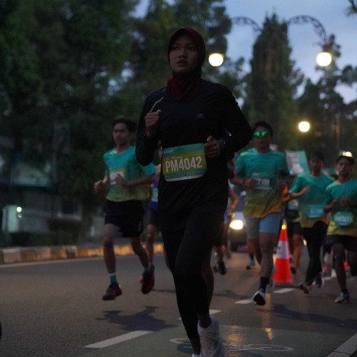 Race photo from BAUR RUN 2025