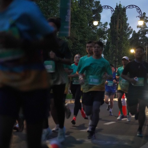 Race photo from BAUR RUN 2025