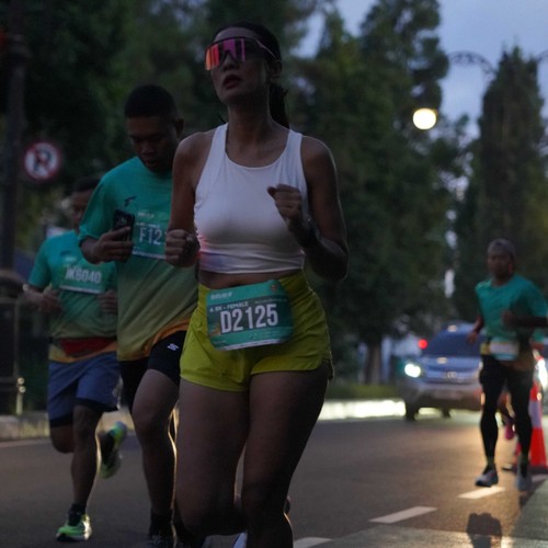 Race photo from BAUR RUN 2025