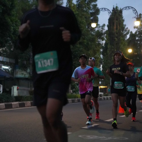 Race photo from BAUR RUN 2025