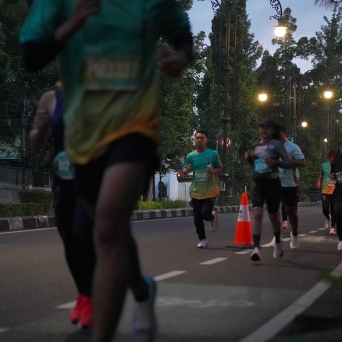 Race photo from BAUR RUN 2025