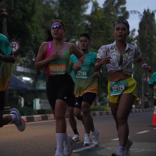 Race photo from BAUR RUN 2025