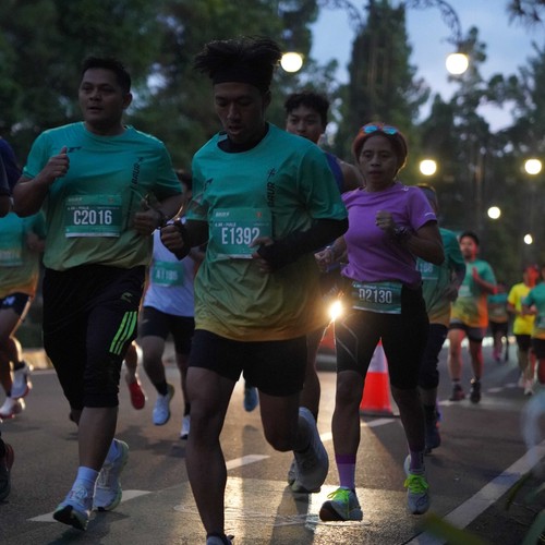 Race photo from BAUR RUN 2025