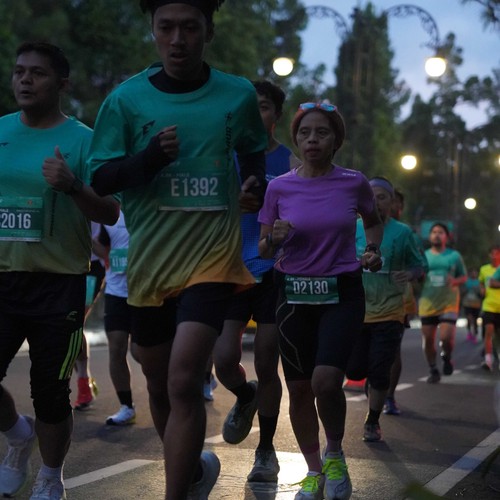 Race photo from BAUR RUN 2025
