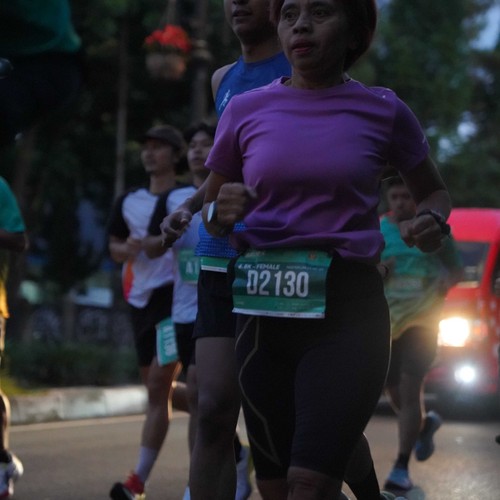 Race photo from BAUR RUN 2025