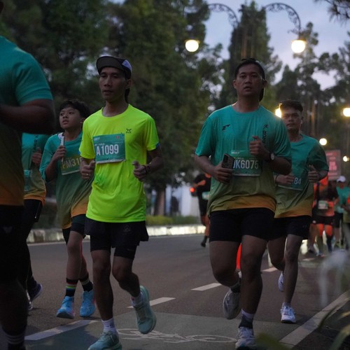 Race photo from BAUR RUN 2025