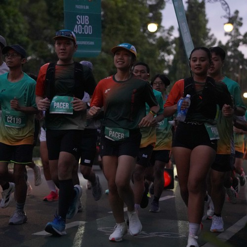 Race photo from BAUR RUN 2025