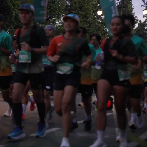 Race photo from BAUR RUN 2025