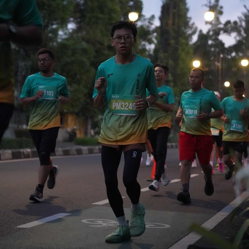 Race photo from BAUR RUN 2025