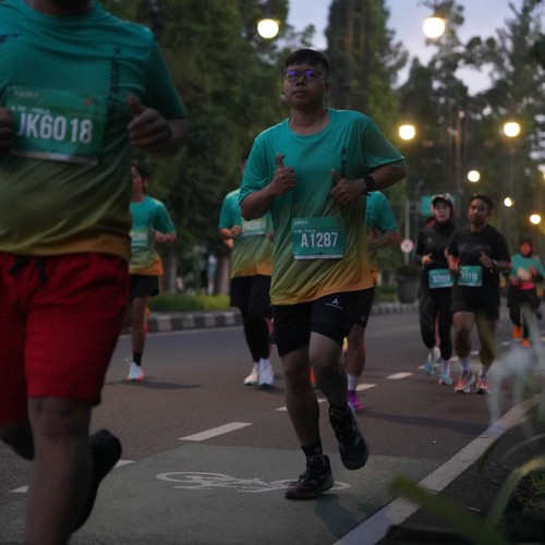 Race photo from BAUR RUN 2025