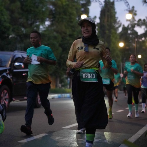 Race photo from BAUR RUN 2025