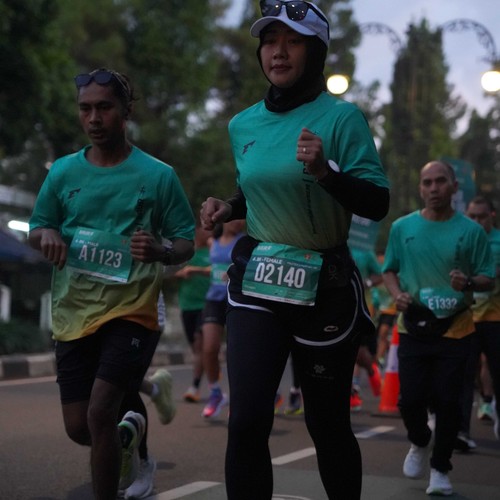 Race photo from BAUR RUN 2025