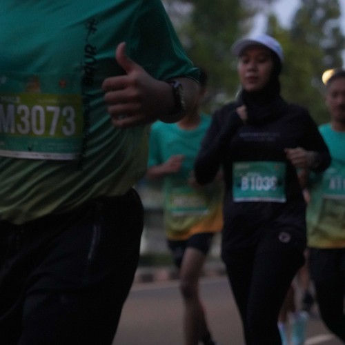 Race photo from BAUR RUN 2025