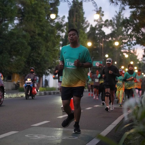 Race photo from BAUR RUN 2025