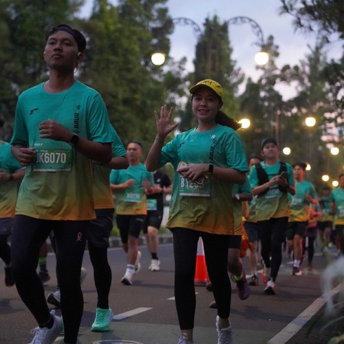Race photo from BAUR RUN 2025