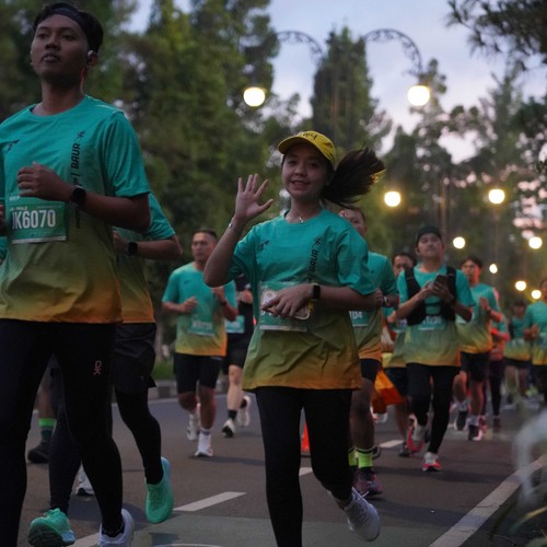 Race photo from BAUR RUN 2025