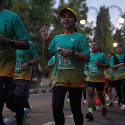 Race photo from BAUR RUN 2025