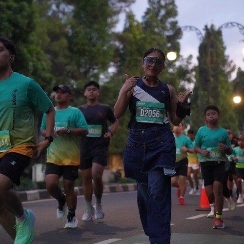 Race photo from BAUR RUN 2025