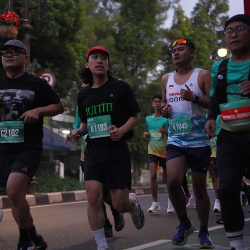 Race photo from BAUR RUN 2025