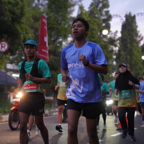 Race photo from BAUR RUN 2025