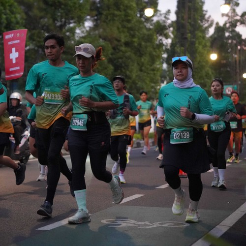 Race photo from BAUR RUN 2025