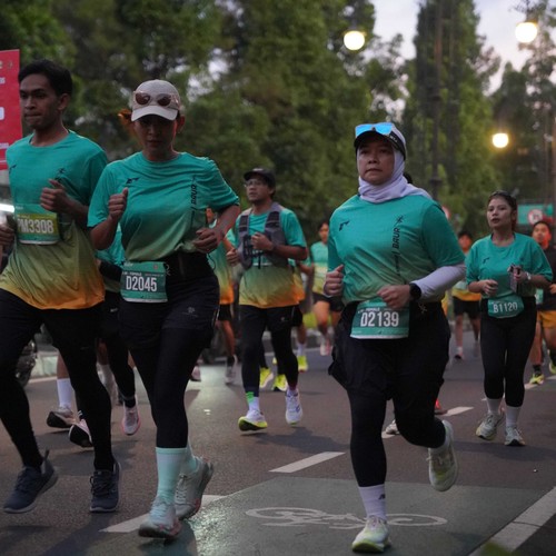 Race photo from BAUR RUN 2025