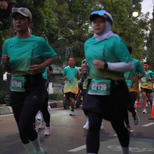 Race photo from BAUR RUN 2025