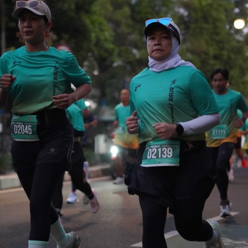 Race photo from BAUR RUN 2025