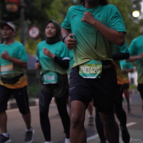 Race photo from BAUR RUN 2025