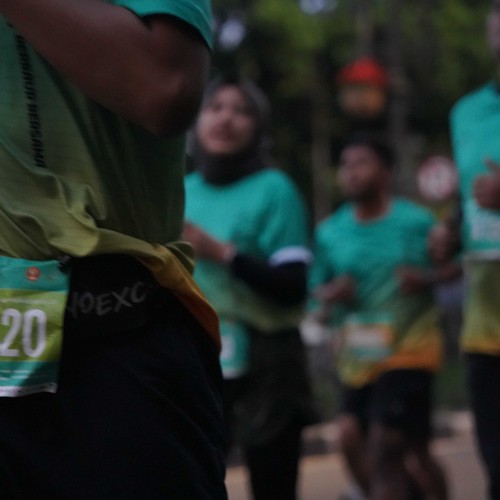 Race photo from BAUR RUN 2025