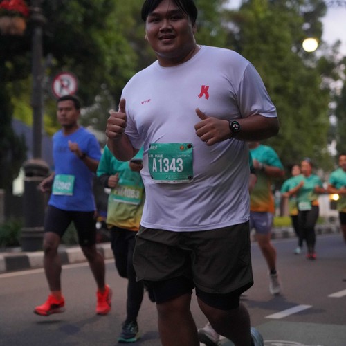 Race photo from BAUR RUN 2025