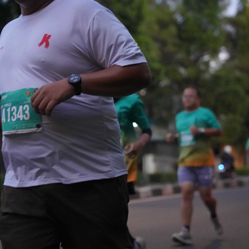 Race photo from BAUR RUN 2025