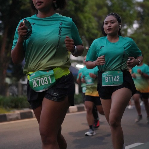 Race photo from BAUR RUN 2025
