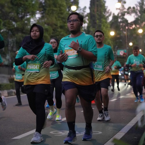 Race photo from BAUR RUN 2025