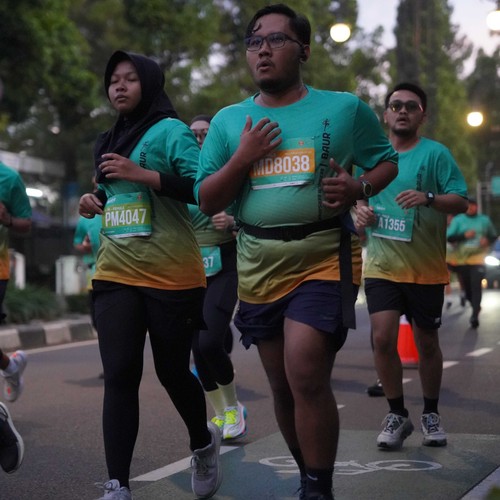 Race photo from BAUR RUN 2025