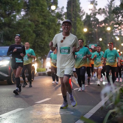 Race photo from BAUR RUN 2025