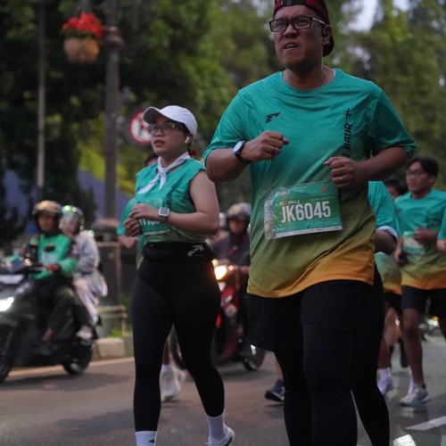 Race photo from BAUR RUN 2025