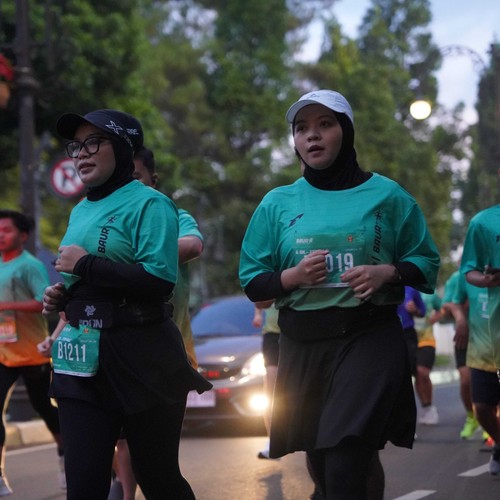 Race photo from BAUR RUN 2025