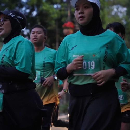 Race photo from BAUR RUN 2025