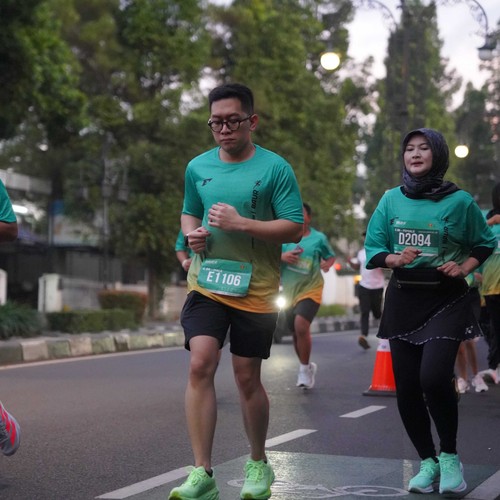 Race photo from BAUR RUN 2025