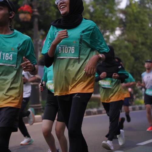 Race photo from BAUR RUN 2025