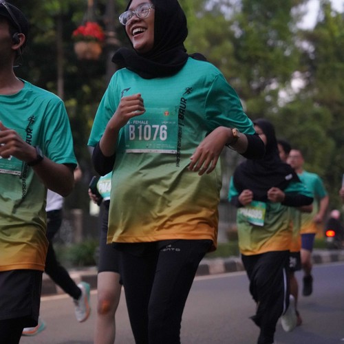 Race photo from BAUR RUN 2025
