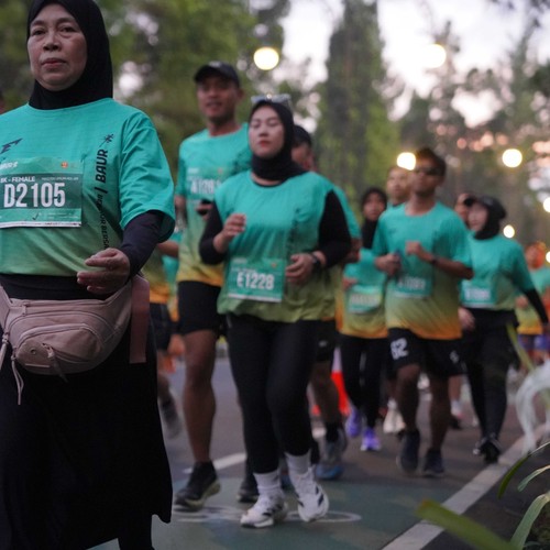 Race photo from BAUR RUN 2025