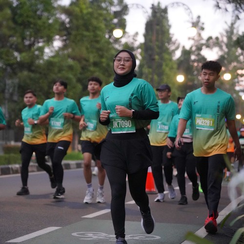 Race photo from BAUR RUN 2025