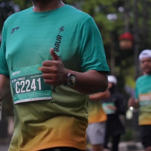 Race photo from BAUR RUN 2025